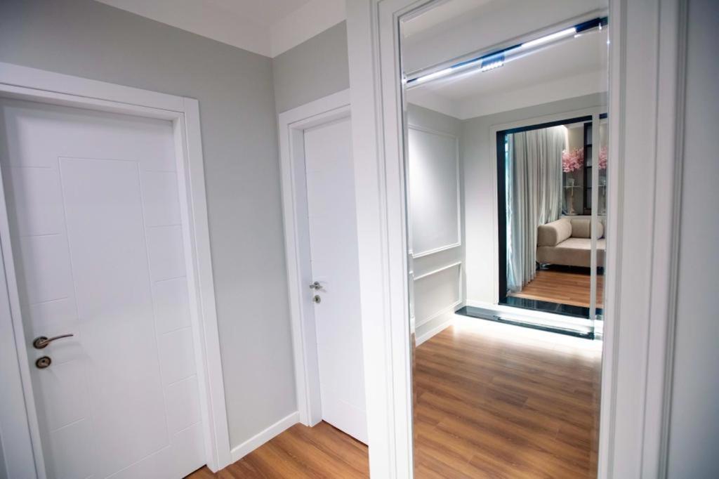 Luxury Apartment At Condor Center Tirana Exterior photo